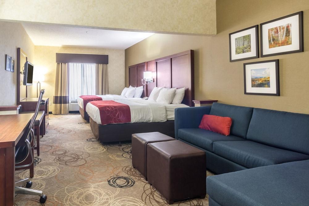 Comfort Suites Southfield-Detroit Exterior photo