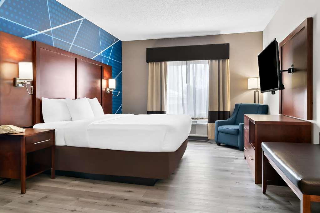 Comfort Suites Southfield-Detroit Room photo